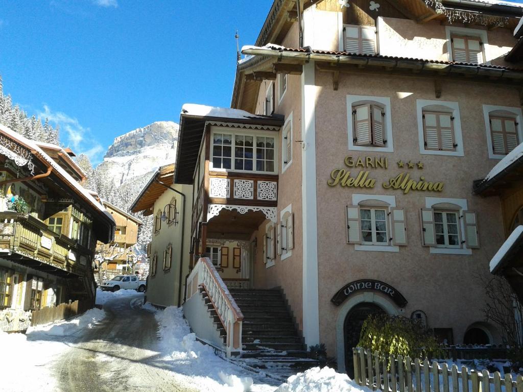 Garni Stella Alpina Hotel Canazei Bagian luar foto