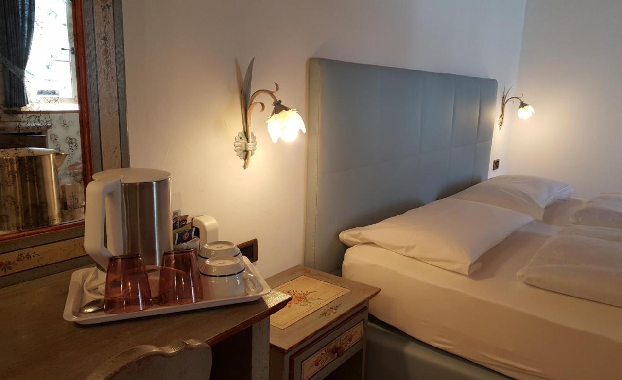 Garni Stella Alpina Hotel Canazei Bagian luar foto